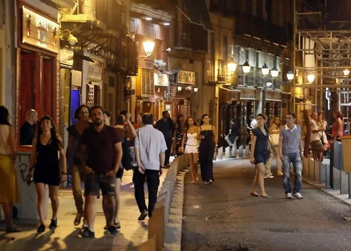 Moderno Y Funcional Apartamento En El Centro-El Rastro
